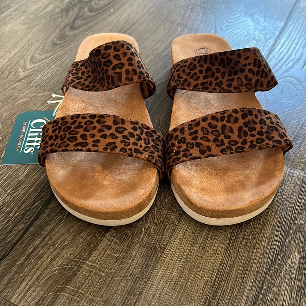 Cliffs sandals